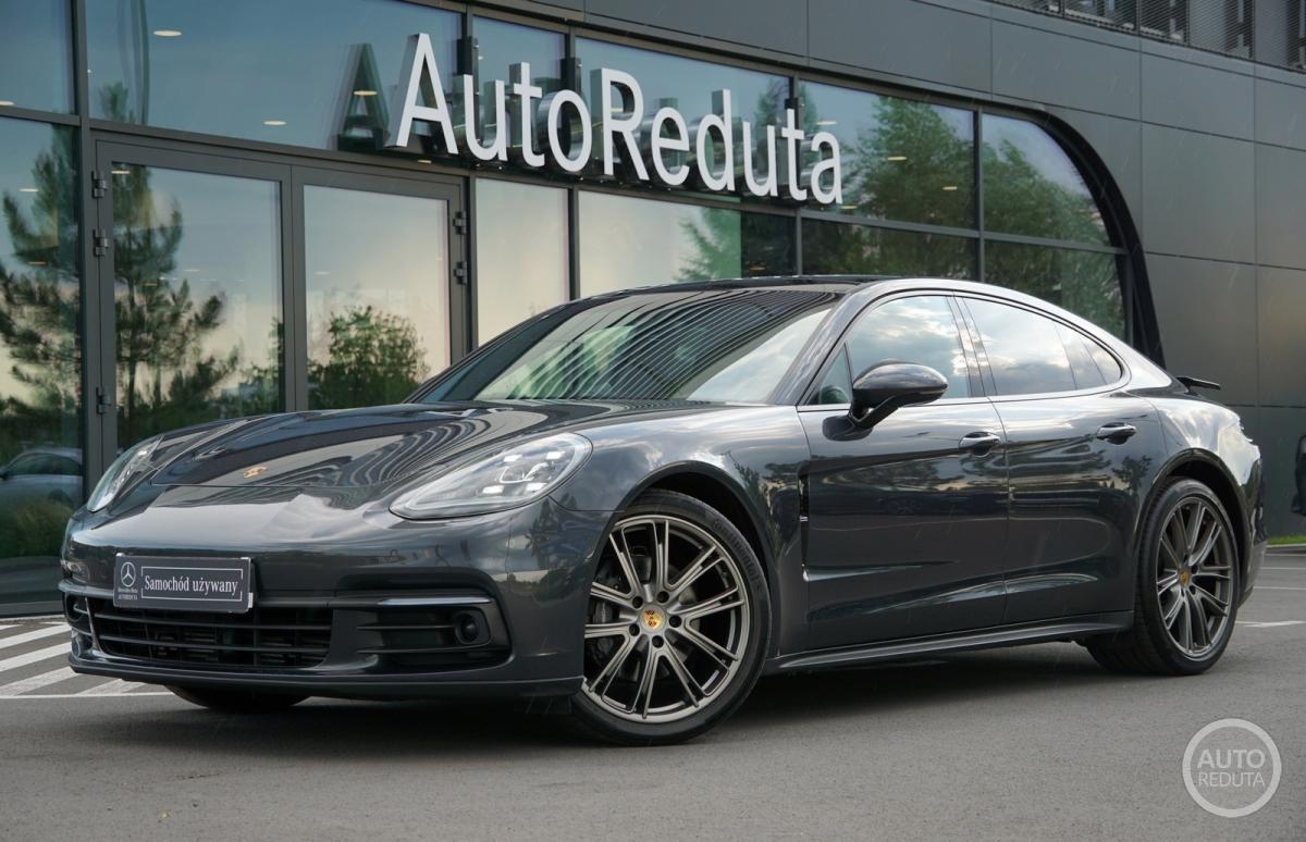 Porsche Panamera 4