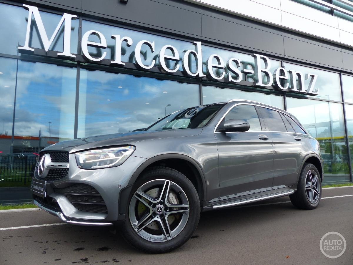 Mercedes-Benz GLC 300 de 4MATIC AMG Line