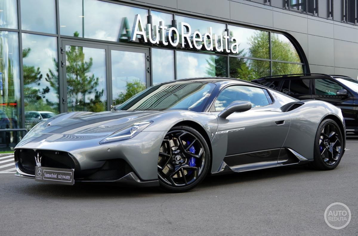 Maserati MC20