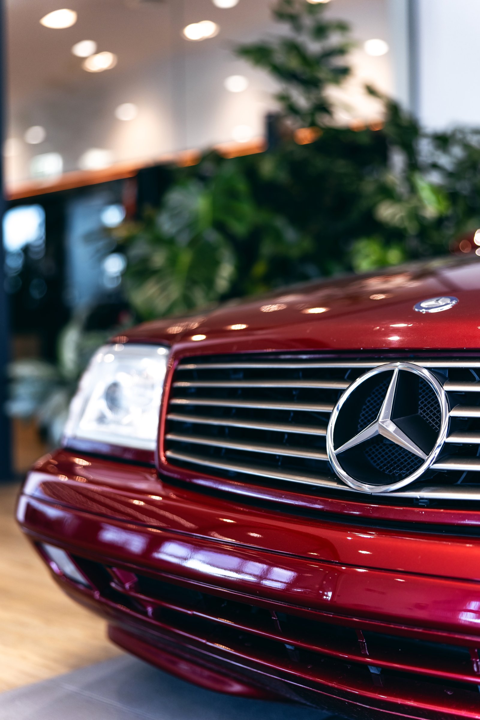 Jak wygląda przegląd klasycznego Mercedesa SL 500 w naszym serwisie?
