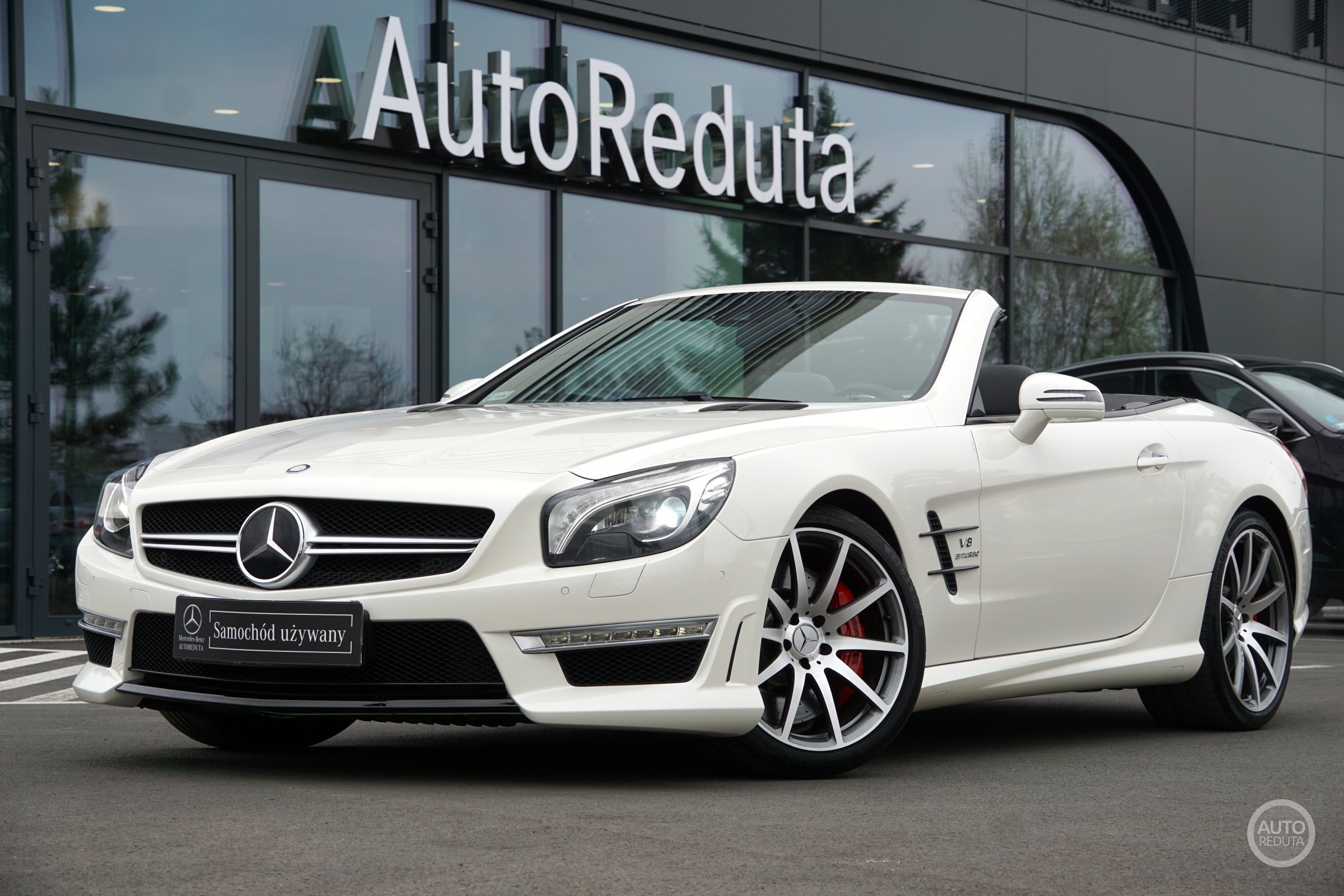 Mercedes-Benz SL 63 AMG AMG Speedshift MCT 7-Gang Sportgetriebe AMG Performance Package