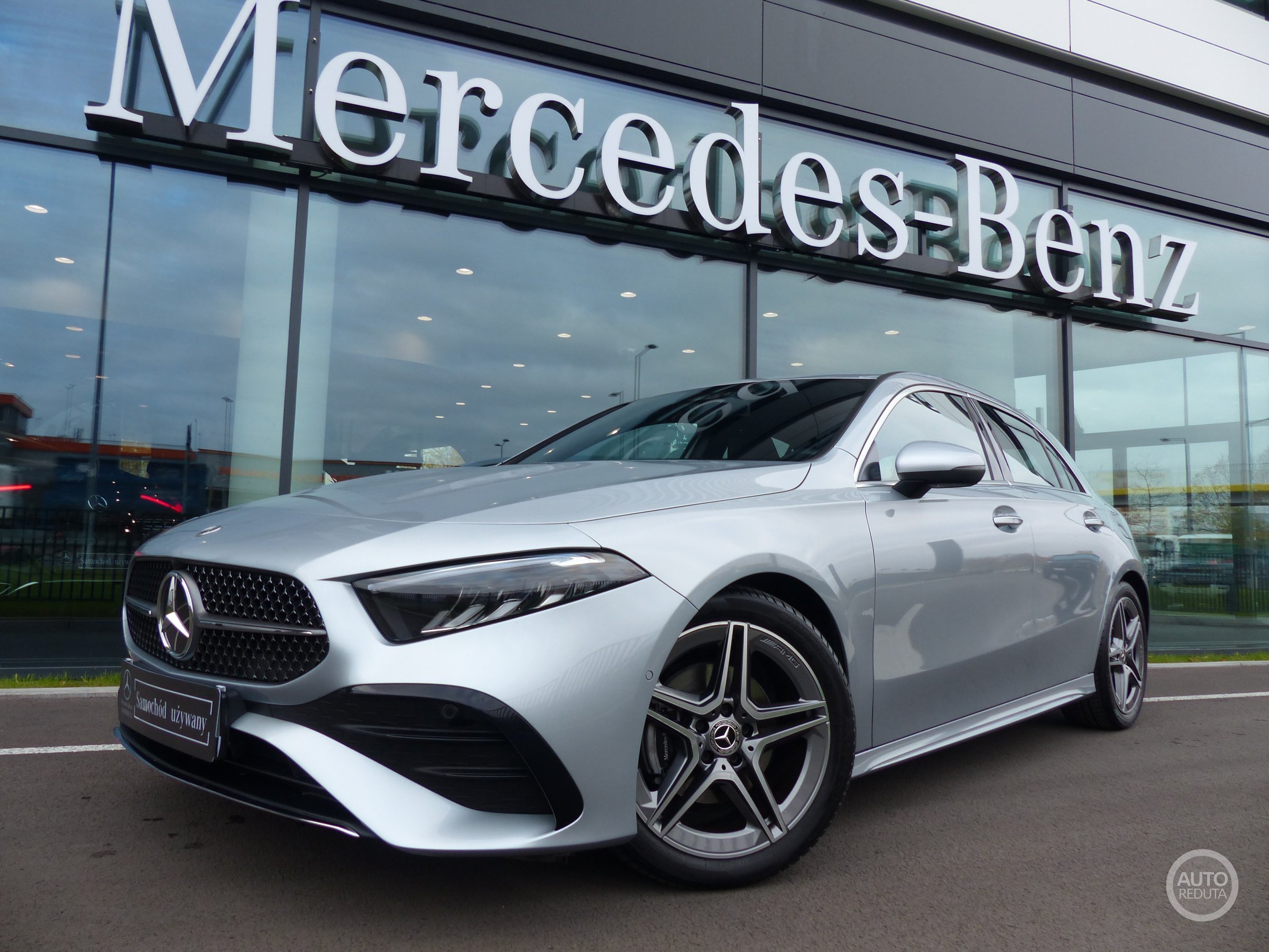 Mercedes-Benz A200 AMG Line